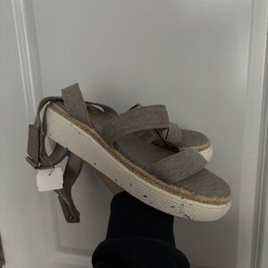 New Rocket Dog Women’s 8 Franki Medford Textile Platform Sandals